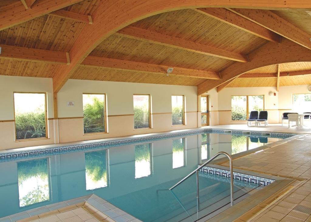 The Springs Lakeside Holiday Park Fladbury Room photo